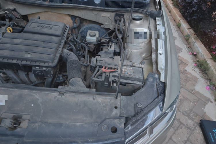 Used Volkswagen Bora 2016 1.6L Manual Comfort Model Engine Bay Left