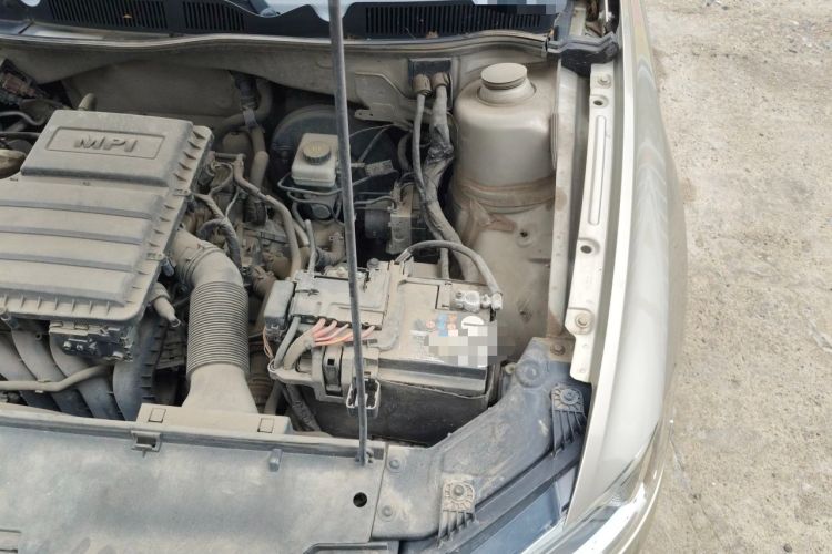 Used Volkswagen Bora 2016 1.6L Automatic Fashion Model Engine Bay Left