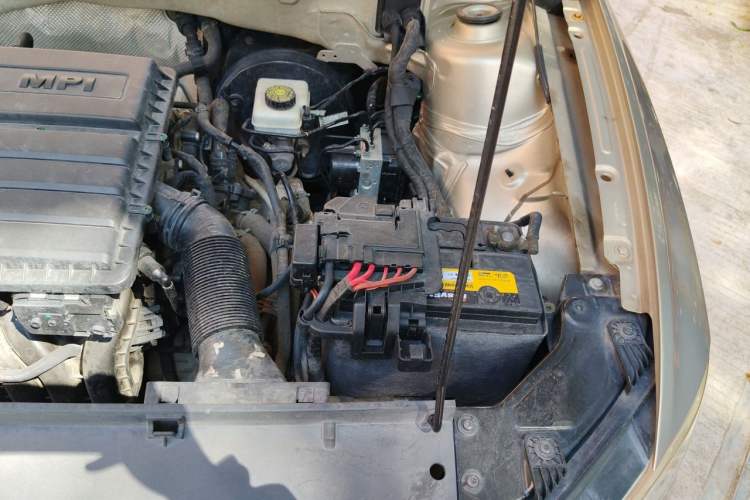 Used Volkswagen Bora 2016 1.6L Automatic Comfort Model Engine Bay Left