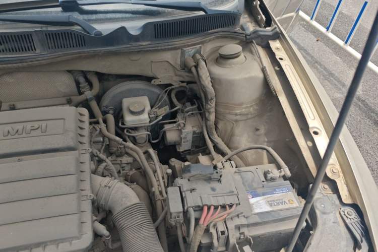 Used Volkswagen Bora 2016 1.6L Automatic Comfort Model Engine Bay Left