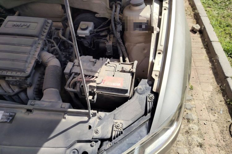 Used Volkswagen Bora 2016 1.6L Manual Comfort Model Engine Bay Left