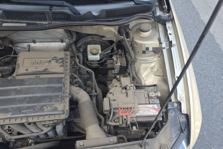 Used Volkswagen Bora 2016 1.6L Manual Comfort Model Engine Bay Left