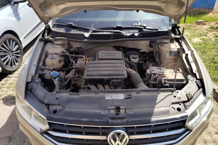 Used Volkswagen Bora 2016 1.6L Manual Comfort Model Engine Bay