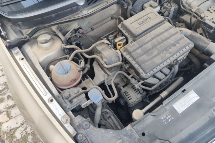 Used Volkswagen Bora 2016 1.6L Manual Comfort Model Engine Bay Right