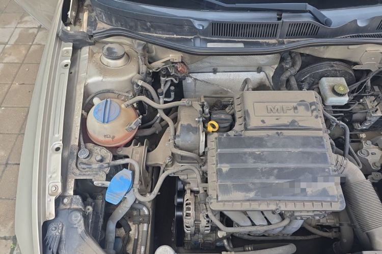 Used Volkswagen Bora 2016 1.6L Manual Comfort Model Engine Bay Right