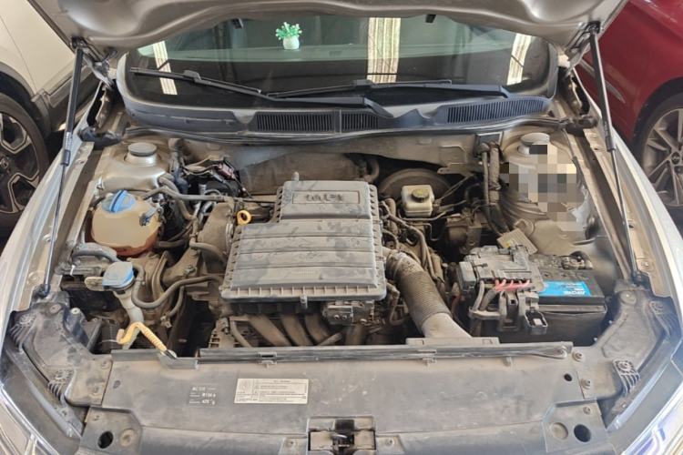 Used Volkswagen Bora 2016 1.6L Automatic Luxury Model Engine Bay