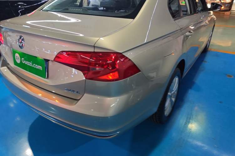Used Volkswagen Bora 2016 1.6L Automatic Comfort Model Exterior 3