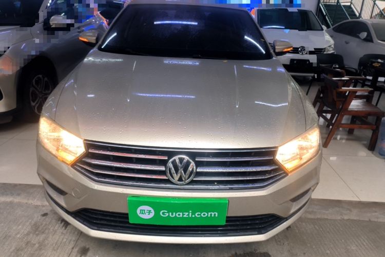 Used Volkswagen Bora 2016 1.6L Automatic Fashion Model Front