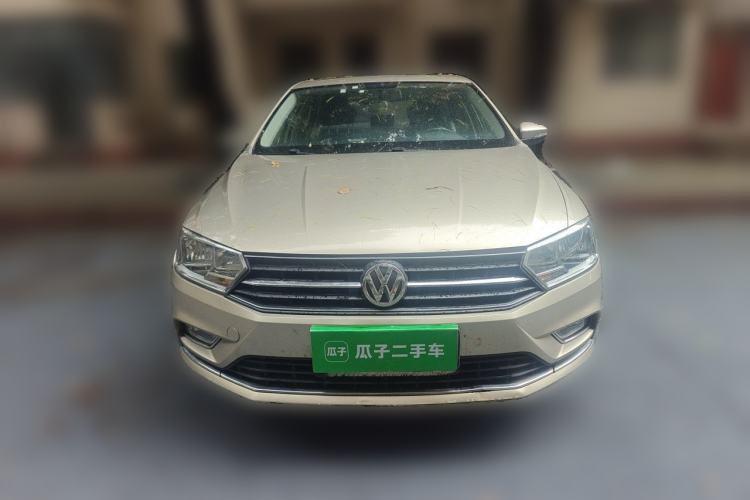 Used Volkswagen Bora 2016 1.6L Manual Comfort Model Front