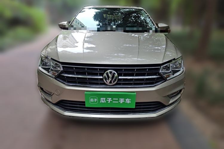 Used Volkswagen Bora 2016 1.6L Automatic Luxury Model Front