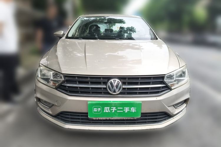 Used Volkswagen Bora 2016 1.6L Manual Comfort Model Front