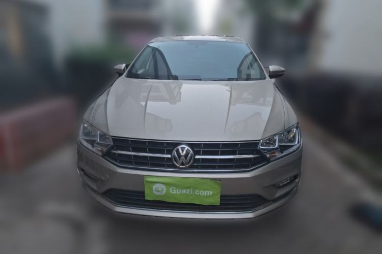 Used Volkswagen Bora 2016 1.6L Manual Comfort Model Front
