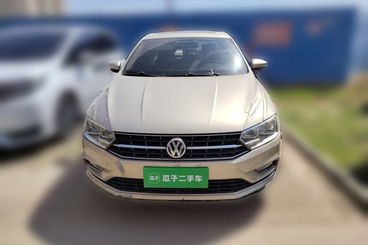 Used Volkswagen Bora 2016 1.6L Manual Comfort Model Front
