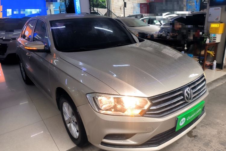 Used Volkswagen Bora 2016 1.6L Automatic Fashion Model Front Right 45 Deg