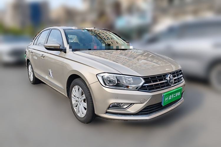 Used Volkswagen Bora 2016 1.6L Automatic Comfort Model Front Right 45 Deg