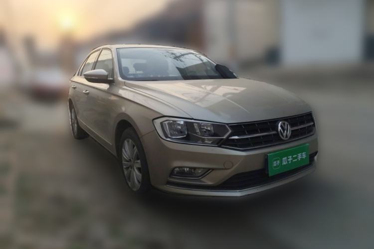 Used Volkswagen Bora 2016 1.6L Manual Comfort Model Front Right 45 Deg