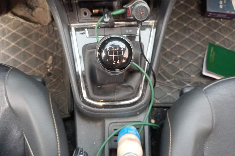 Used Volkswagen Bora 2016 1.6L Manual Comfort Model Gear Lever