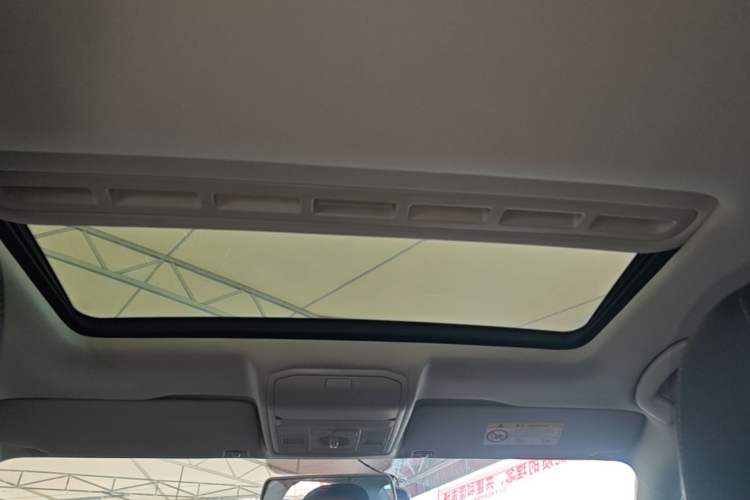 Used Volkswagen Bora 2016 230TSI DSG Comfort Model Headliner