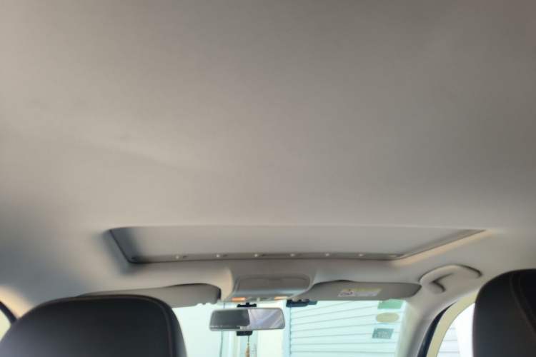 Used Volkswagen Bora 2016 1.6L Manual Comfort Model Headliner