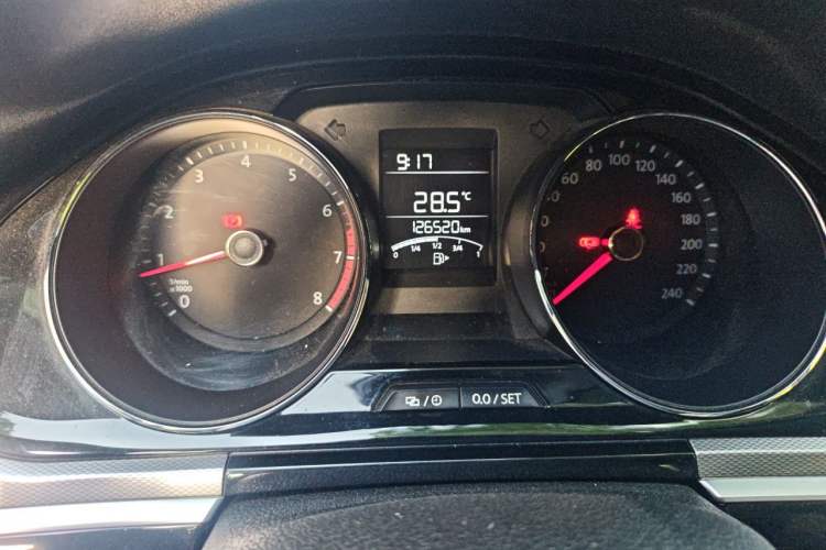 Used Volkswagen Bora 2016 1.6L Manual Comfort Model Instrument Cluster