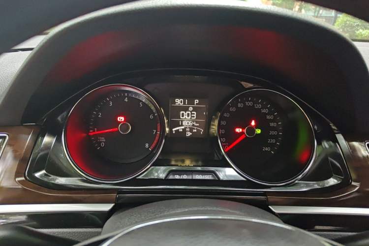 Used Volkswagen Bora 2016 1.6L Automatic Luxury Model Instrument Cluster