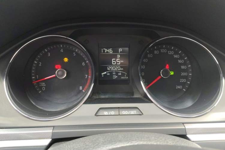 Used Volkswagen Bora 2016 1.6L Automatic Fashion Model Instrument Cluster