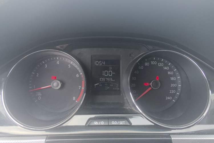 Used Volkswagen Bora 2016 1.6L Manual Comfort Model Instrument Cluster