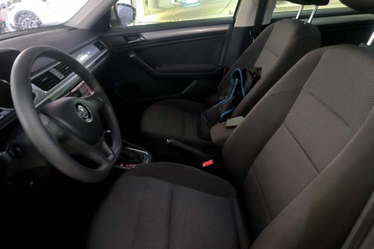 Used Volkswagen Bora 2016 1.6L Automatic Fashion Model Left Front Seat