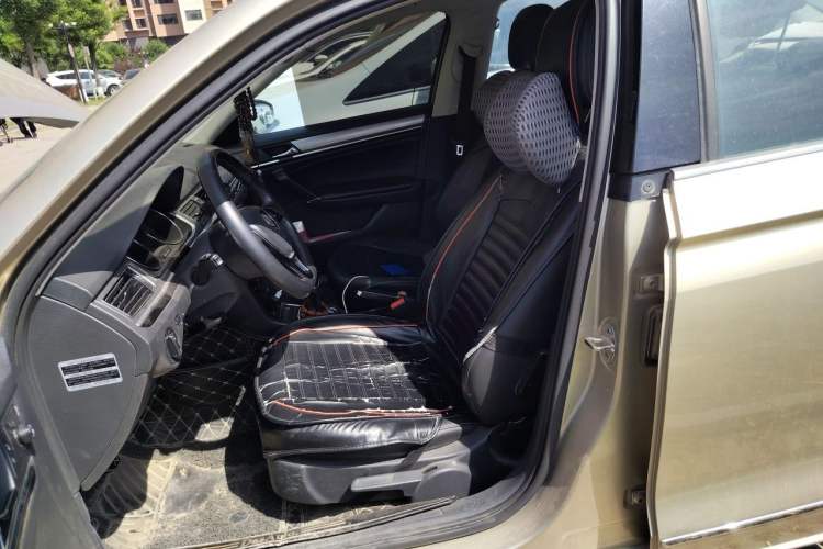 Used Volkswagen Bora 2016 1.6L Manual Comfort Model Left Front Seat