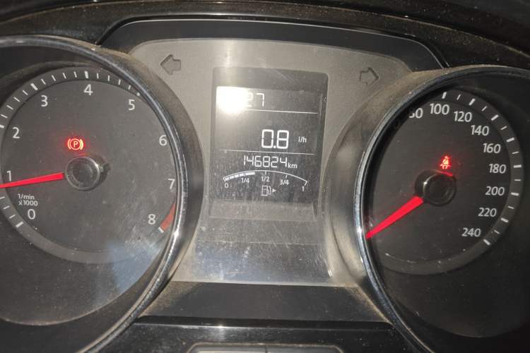 Used Volkswagen Bora 2016 1.6L Manual Comfort Model Odometer Close Up