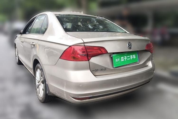 Used Volkswagen Bora 2016 1.6L Manual Comfort Model Rear Left 45 Deg