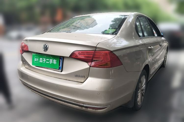 Used Volkswagen Bora 2016 1.6L Manual Comfort Model Rear Right 45 Deg