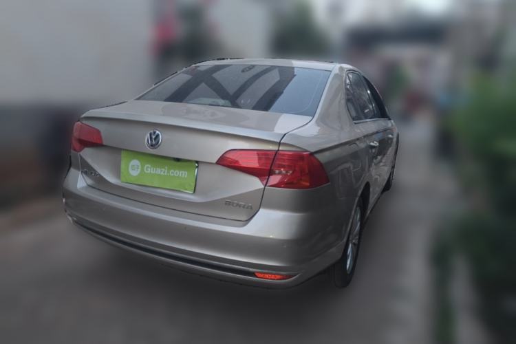 Used Volkswagen Bora 2016 1.6L Manual Comfort Model Rear Right 45 Deg