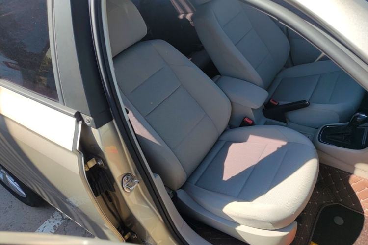 Used Volkswagen Bora 2016 1.6L Automatic Fashion Model Right Front Seat