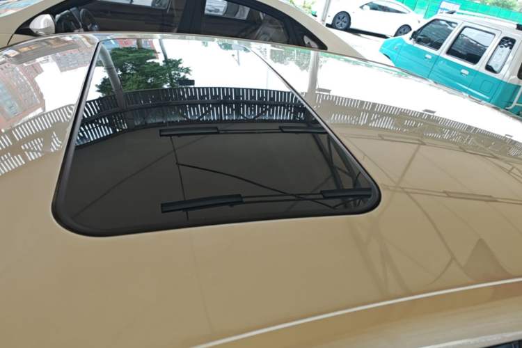Used Volkswagen Bora 2016 230TSI DSG Comfort Model Roof