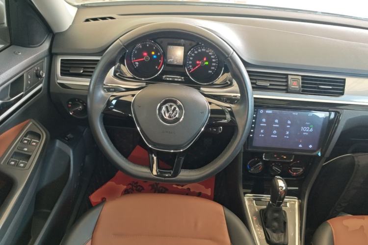Used Volkswagen Bora 2016 230TSI DSG Comfort Model Steering Wheel