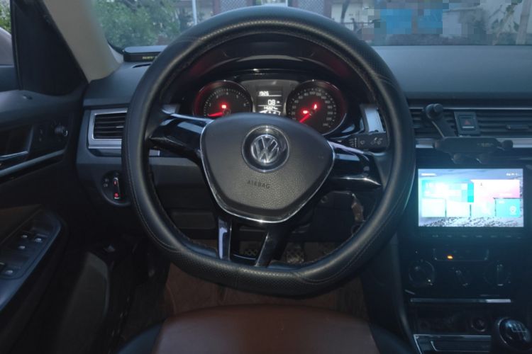 Used Volkswagen Bora 2016 1.6L Manual Comfort Model Steering Wheel