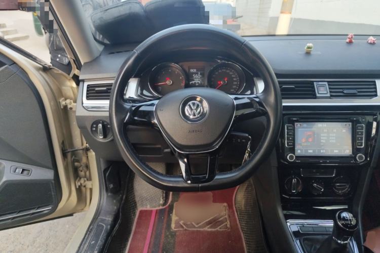Used Volkswagen Bora 2016 1.6L Manual Comfort Model Steering Wheel