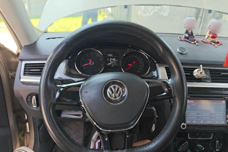 Used Volkswagen Bora 2016 1.6L Manual Comfort Model Steering Wheel