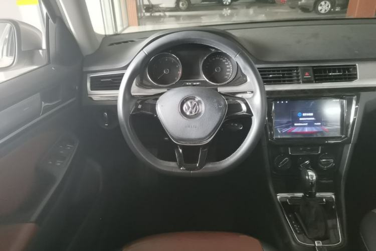 Used Volkswagen Bora 2016 1.6L Automatic Comfort Model Steering Wheel