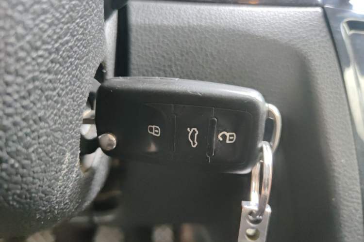 Used Volkswagen Bora 2016 1.6L Manual Comfort Model Vehicle Key