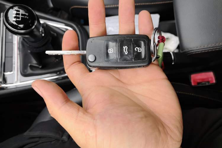 Used Volkswagen Bora 2016 1.6L Manual Comfort Model Vehicle Key