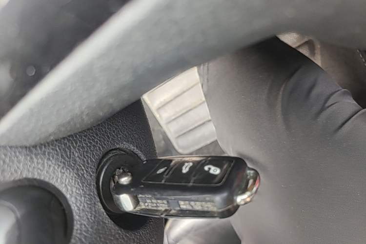 Used Volkswagen Bora 2016 1.6L Automatic Comfort Model Vehicle Key