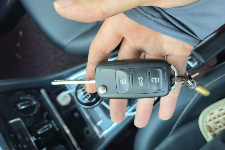 Used Volkswagen Bora 2016 1.6L Manual Comfort Model Vehicle Key