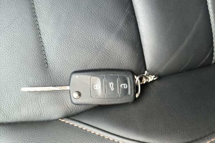 Used Volkswagen Bora 2016 1.6L Automatic Comfort Model Vehicle Key