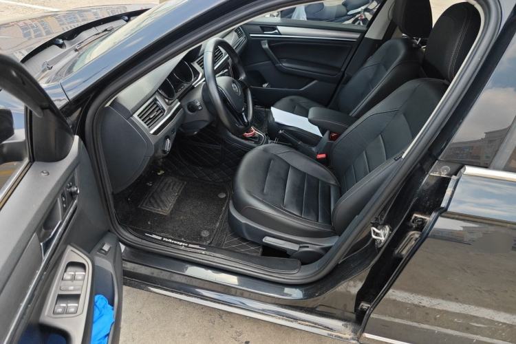 Used Volkswagen Bora 2017 1.6L Automatic Comfort Model Driver Seat
