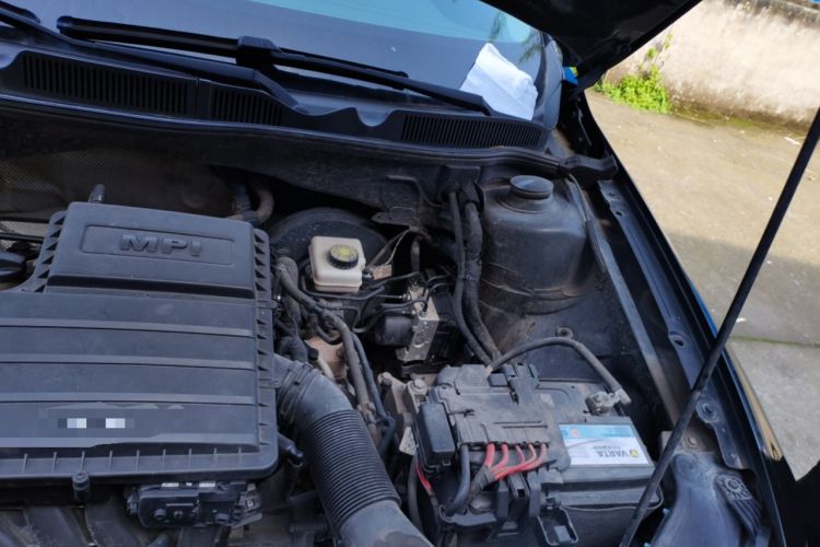 Used Volkswagen Bora 2017 1.6L Automatic Comfort Model Engine Bay Left