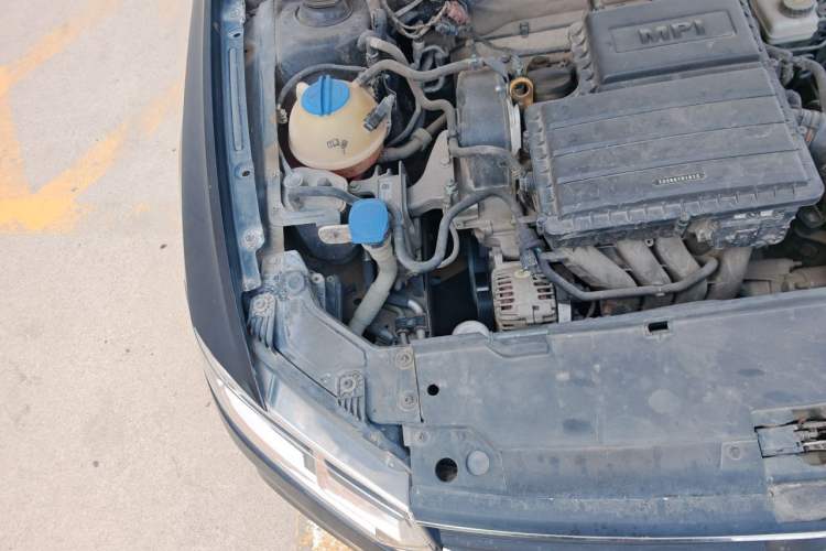 Used Volkswagen Bora 2017 1.6L Manual Fashion Model Engine Bay Right