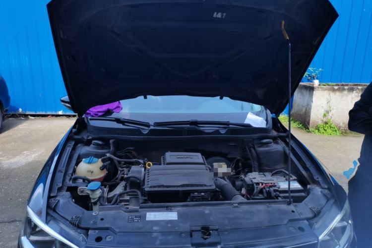 Used Volkswagen Bora 2017 1.6L Automatic Comfort Model Engine Bay