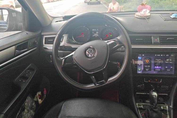 Used Volkswagen Bora 2017 1.6L Automatic Comfort Model Steering Wheel